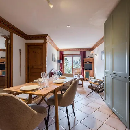 Le Cristal Mt10 - - Close To Lift - Freeparking & Pool *