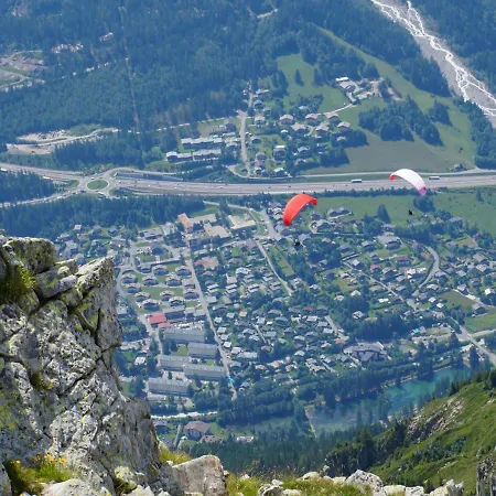 Le Cristal Mt10 - - Close To Lift - Freeparking & Pool Apartamento *