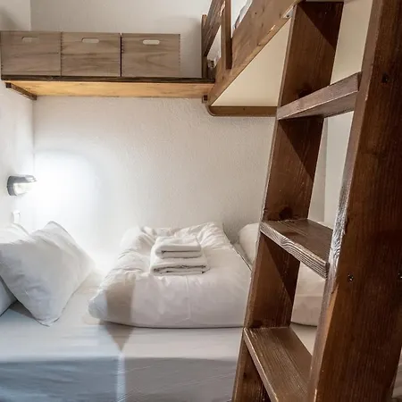 Le Cristal Mt10 - - Close To Lift - Freeparking Apartment *